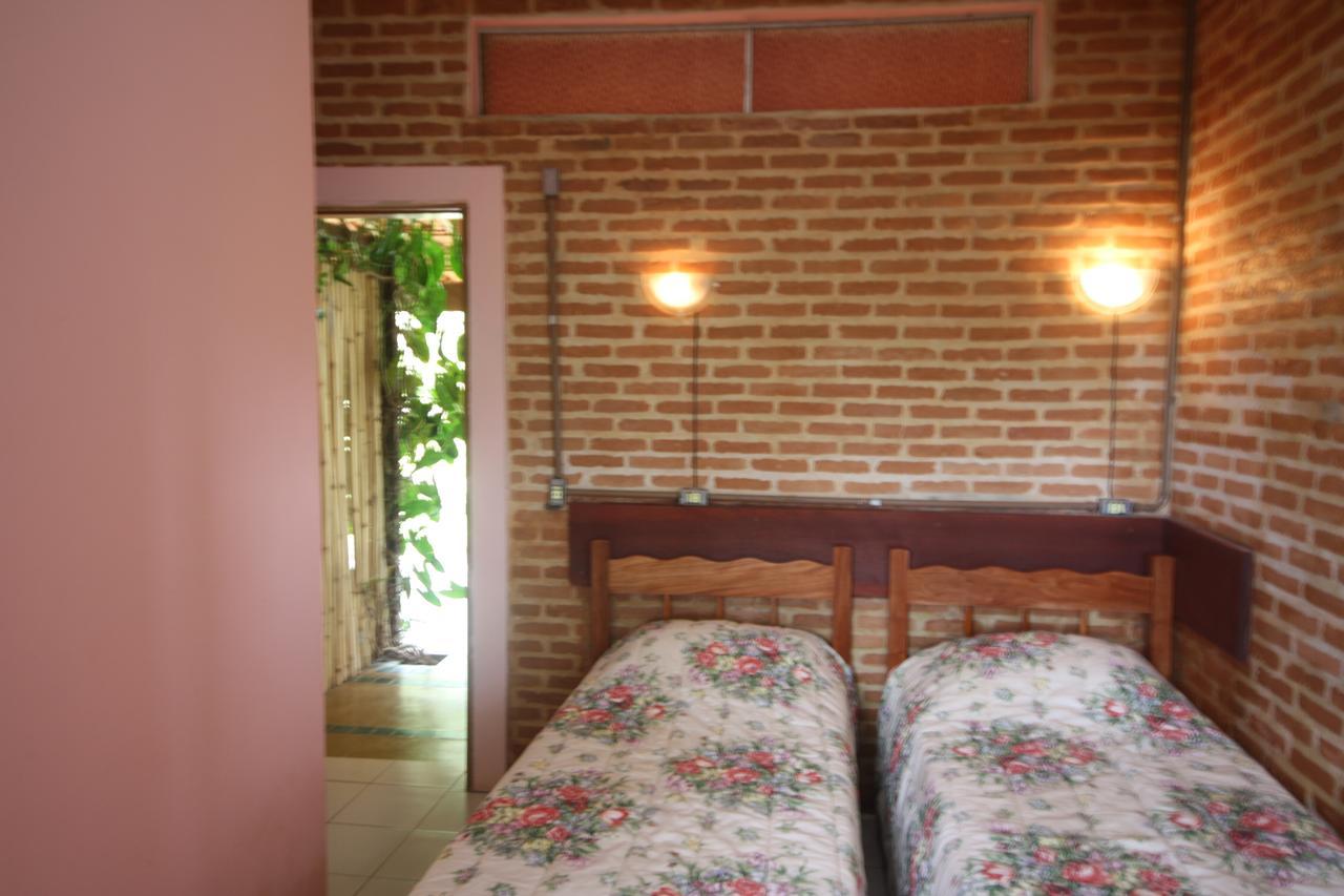Pousada Campestre Sitio Da Lua 卡曼杜卡亚 外观 照片