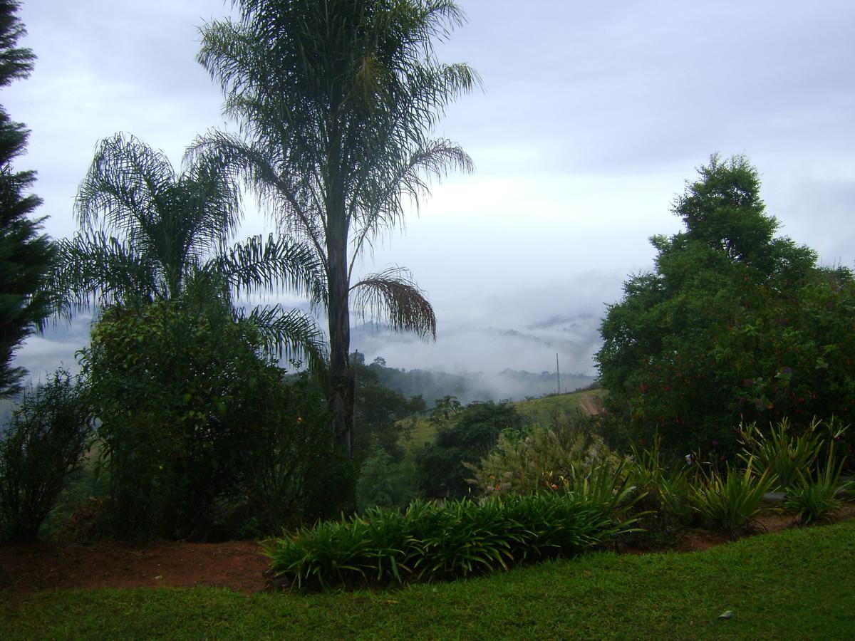 Pousada Campestre Sitio Da Lua 卡曼杜卡亚 外观 照片
